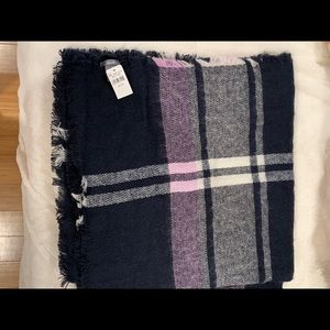 NWT Aerie blanket scarf